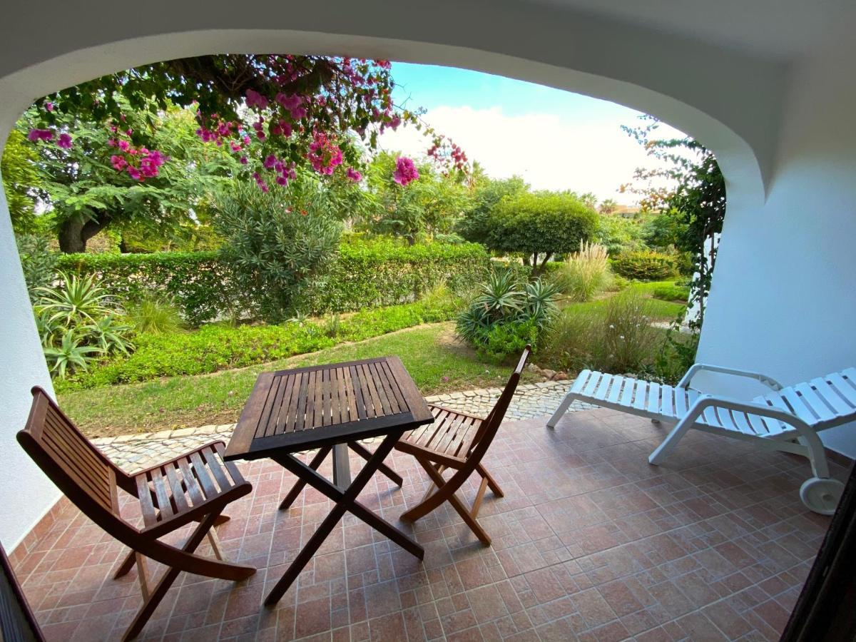 Coastal Retreat With Pool And Beach Access By Drago Rentals Albufeira Buitenkant foto