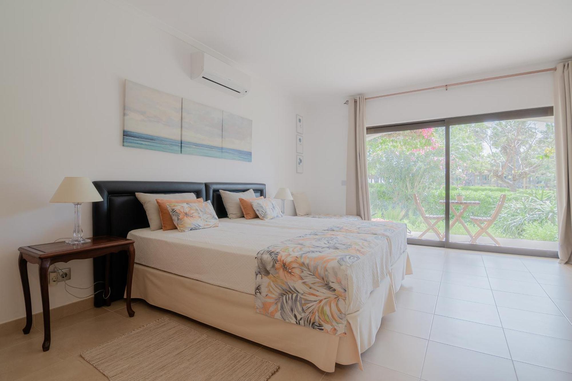 Coastal Retreat With Pool And Beach Access By Drago Rentals Albufeira Buitenkant foto