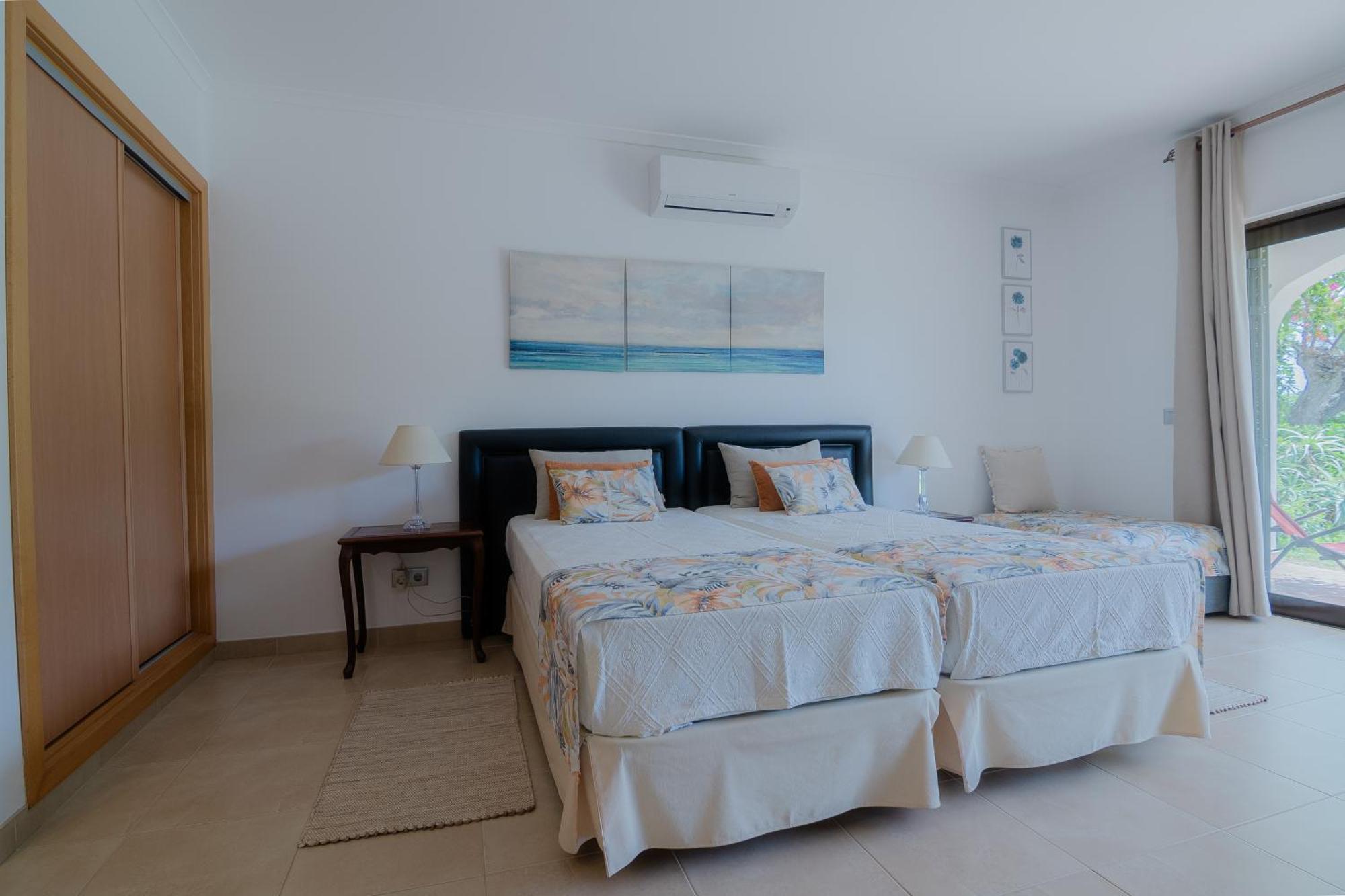 Coastal Retreat With Pool And Beach Access By Drago Rentals Albufeira Buitenkant foto