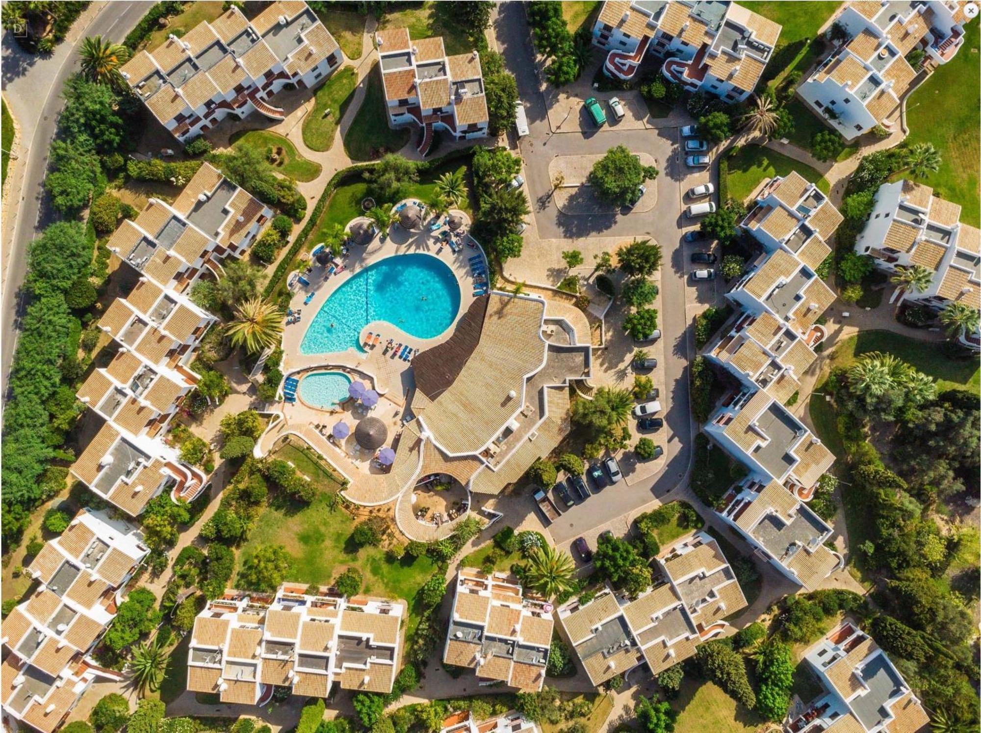 Coastal Retreat With Pool And Beach Access By Drago Rentals Albufeira Buitenkant foto