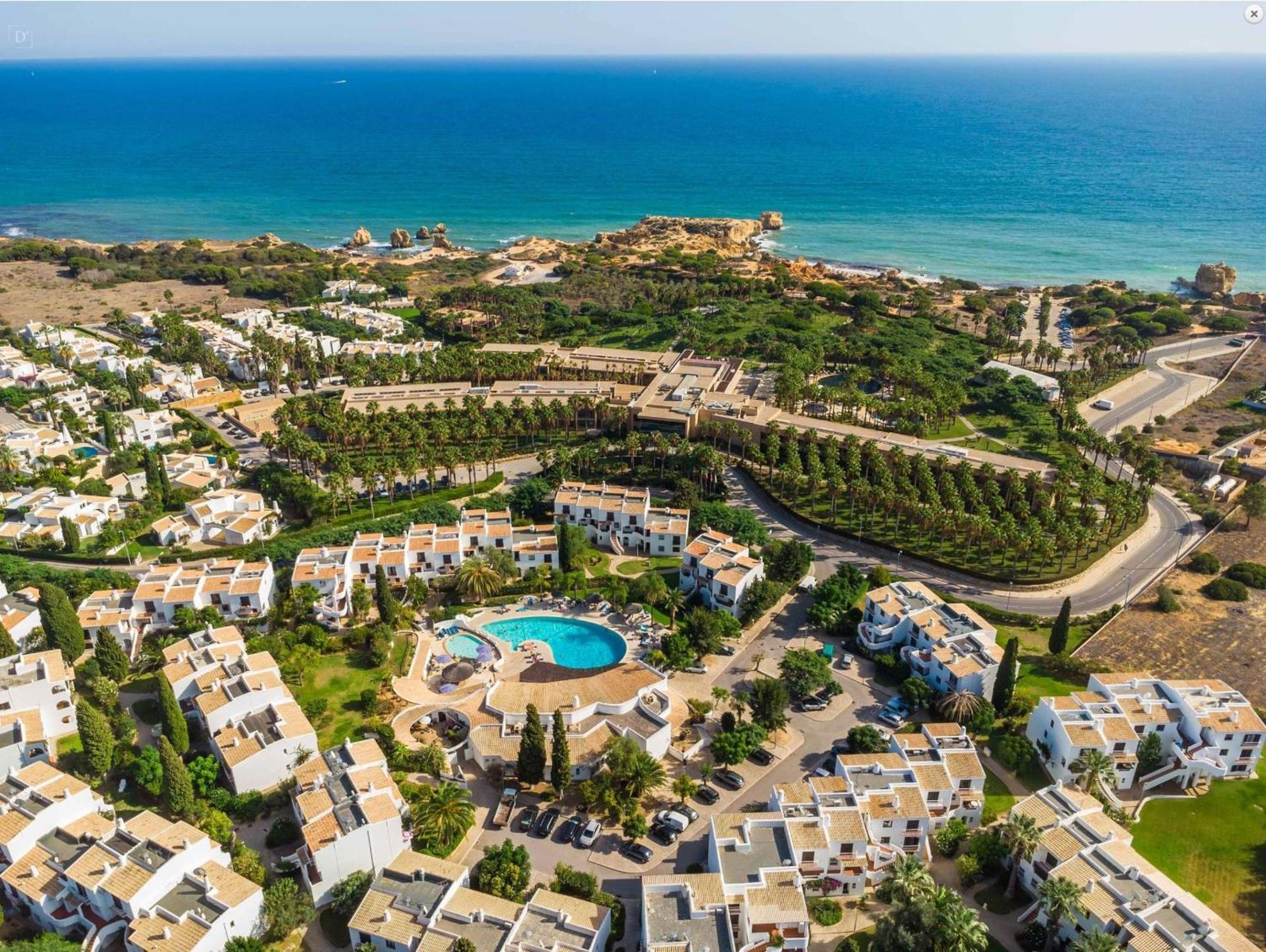 Coastal Retreat With Pool And Beach Access By Drago Rentals Albufeira Buitenkant foto